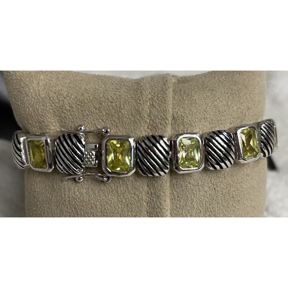 PARK LANE TWO TONE CUSHION OLIVINE CZ 7.5" TENNIS BRACELET DOUBLE SAFETY - Picture 2 of 5